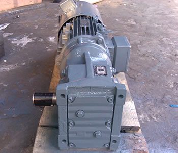 配編碼器的K47側面圖