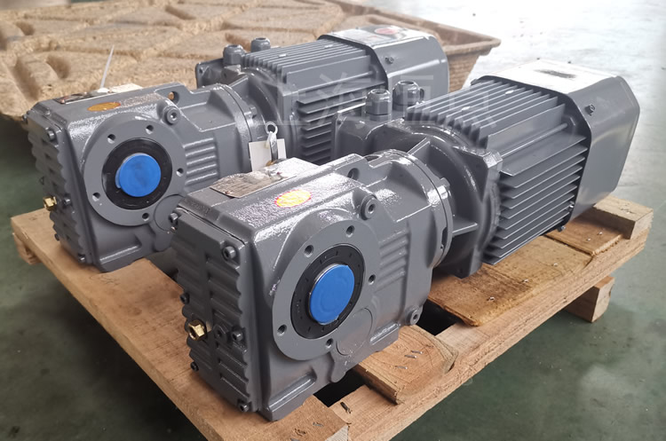 KA37系列減速機通孔輸出，配電機實物圖